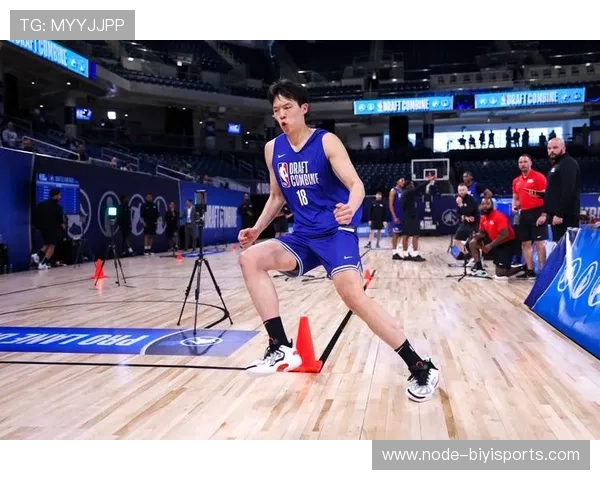 杨瀚森内线脚步技术惊艳NBA球探 CBA新星凭扎实低位进攻能力赢得广泛关注